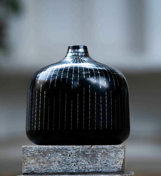 BIDRI TRICKLE VASE