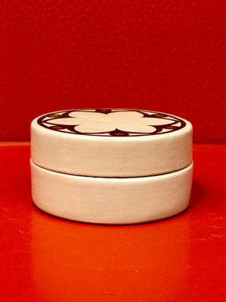 Bombay Gothic - Jewellery Box - Rose Window Black & Gold