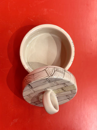 Sugarcane - Sugar pot