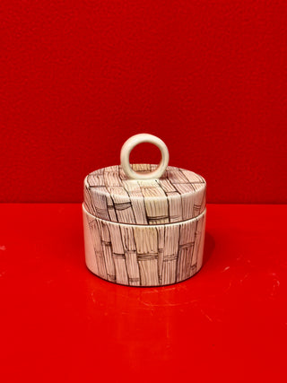 Sugarcane - Sugar pot