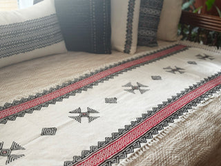 Bed Runner 03