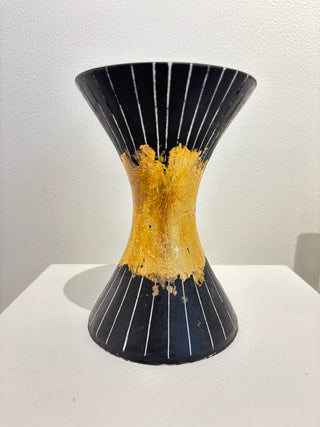 Black And Gold Pillar